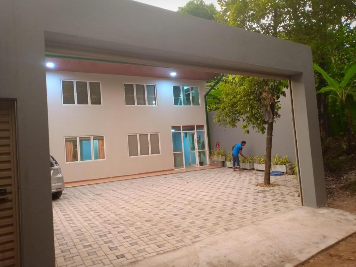 Fox Villa Wattala Bagian luar foto