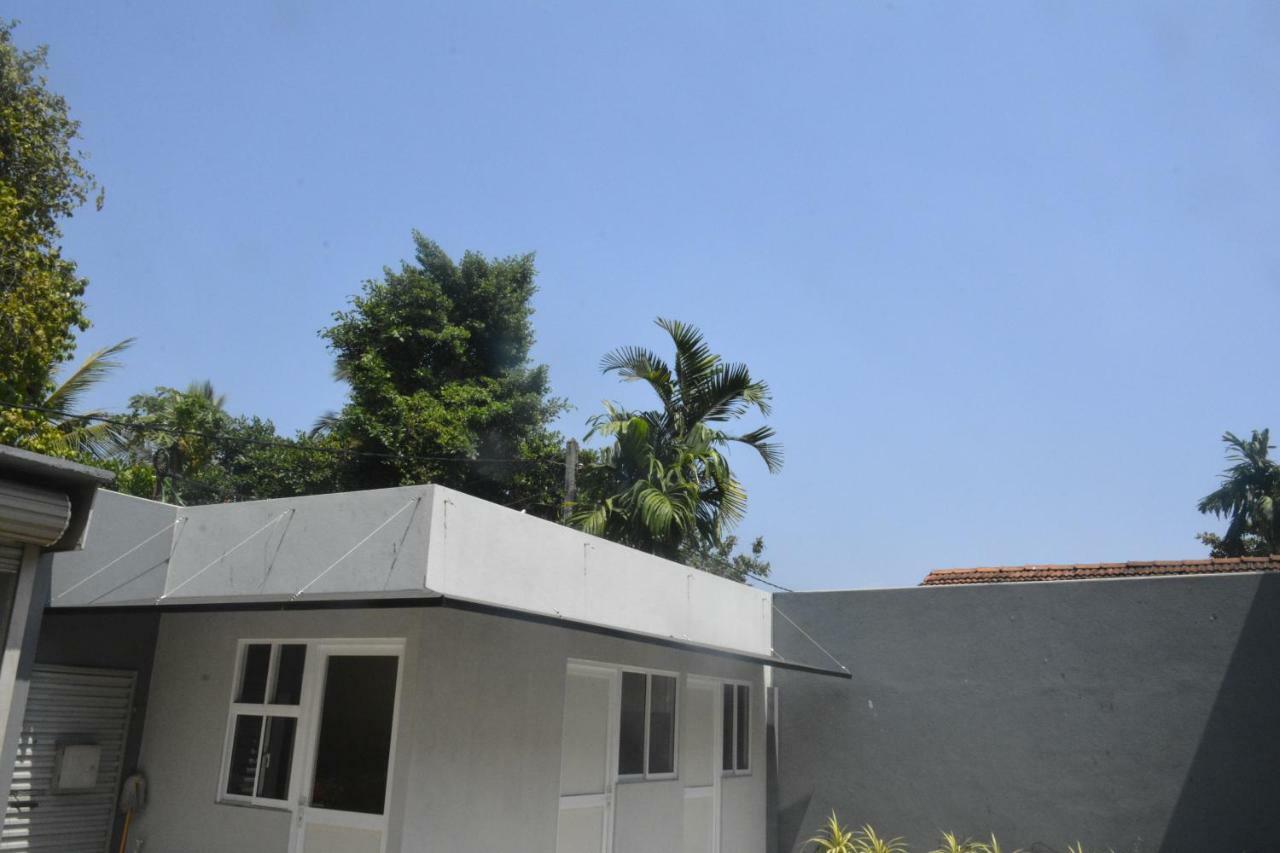 Fox Villa Wattala Bagian luar foto