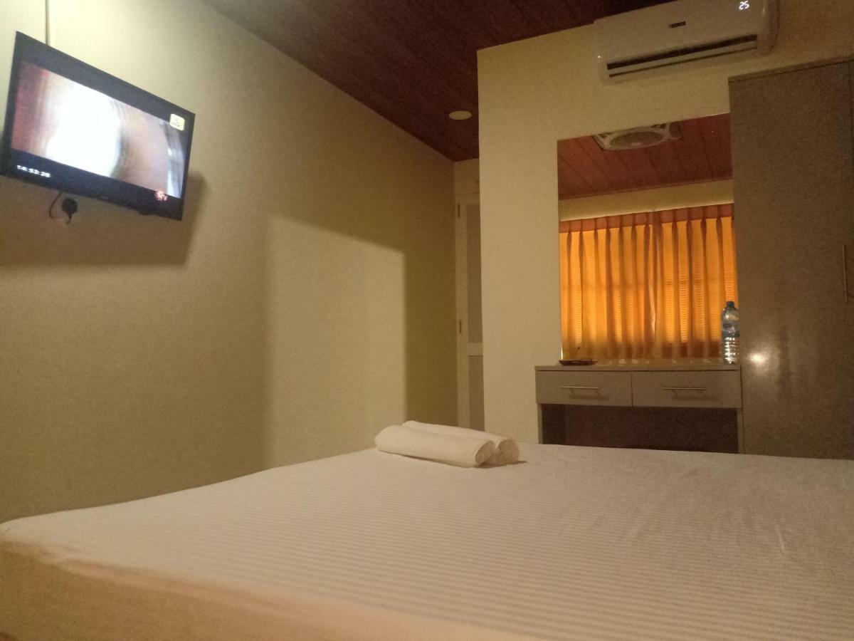 Fox Villa Wattala Bagian luar foto