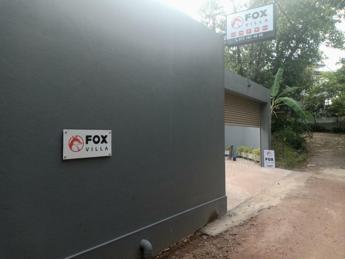 Fox Villa Wattala Bagian luar foto